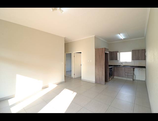 2 BEDROOM APARTMENT FOR SALE IN MONTGOMERY PARK